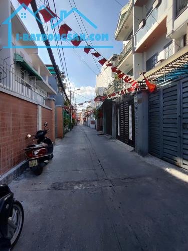 Sát MẶT TIỀN Lê Quang Định (4.5m x 8m), Ô TÔ QUAY ĐẦU, chỉ 5.15 tỷ