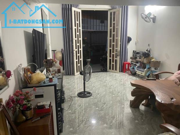 SHR - 51M2 - GIÁ 2.8 TỶ - 3 GÁC CHẠY VÒNG QUANH HẺM THÔNG - ĐÔNG HƯNG THUẬN, Q12