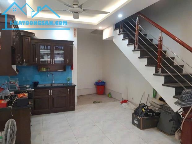 Nhà dân xây chắc chắn khuôn tiền nhỏ xinh xinh - 1