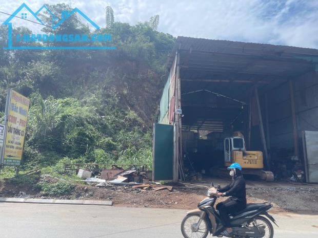 BÁN NHÀ MẶT ĐƯỜNG QL279 – TRUNG TÂM KINH DOANH VĂN BÀN, LÀO CAI – DIỆN TÍCH 300M² – 1 TỶ - 2