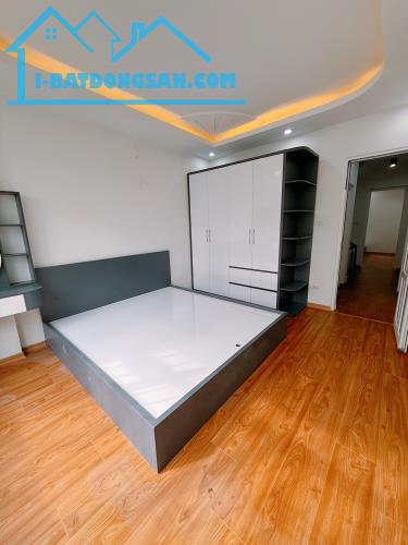 Bán nhà phố Mai Động, Hoàng Mai 43m, 4 tầng. Giá: 8.5 tỷ. LH: 0937158386 - 1