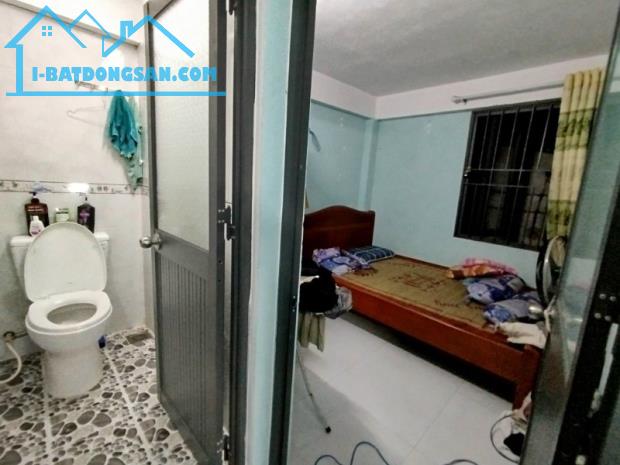 #  Nhà Ngay Cầu Rồng Ngô Quyền gần Võ Văn Kiệt 3.5 tầng cứng đẹp, 4PN, 3.1 tỷ - 2