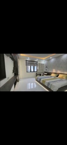 chủ ngộp cần bán gấp nhà 90m2 đường đông hưng thuận 42.p ĐHT . q12 - 4