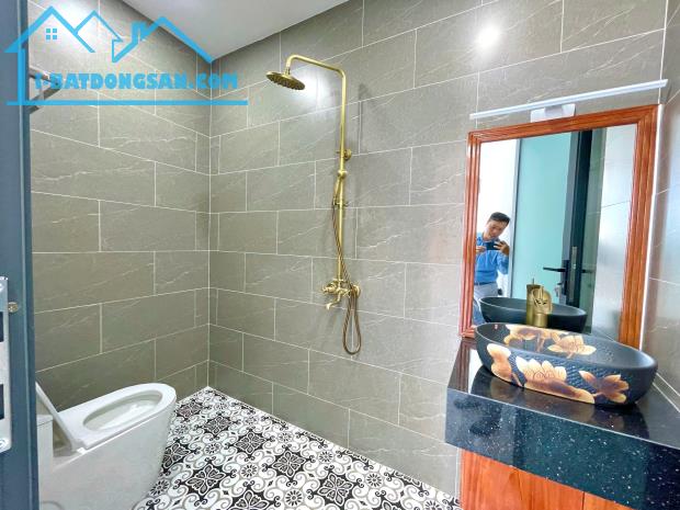 Bán nhà mới xây 79,5m2 đường Mai An Tiêm, Nha Trang - 2