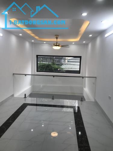 Nhà Phúc Lợi, Long Biên 32 m2 5 tầng 1 tum . Rao 6,6 tỉ (có chút ra lộc) - 1