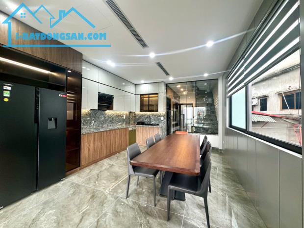 Vip Nhất Bồ Đề, Ngõ Thông Hồng Tiến Ôtô, 5 Tầng Thang Máy, 55M2, Full Nội Thất, Gía 12 tỷ - 2