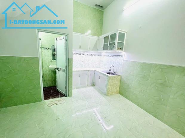 Bán nhà phố đường Trường Chinh - 2
