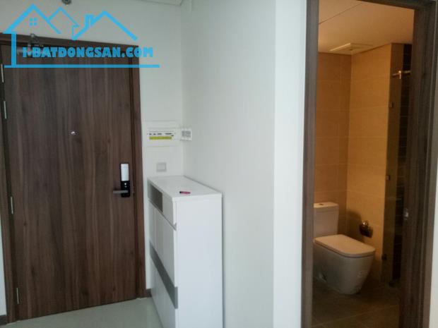 Bao rẻ! An cư dành cho giới trẻ! Căn hộ C/cư chuẩn 5 sao 2PN Full nội thất cao cấp 8tr - 5