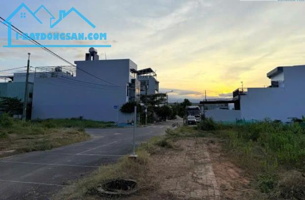Bán lô đất đường Liêm Lạc 21 - Hòa Xuân, gần sông mát mẻ, giá 2 tỷ 980 tl - 2