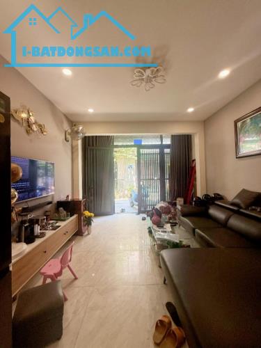 Bán Nhà Lê Văn Quới - Bốn Xã Bình Tân - Hẻm Xe Tải - 2 Tầng BTCT - 4 x 9m - Hơn 3 Tỉ - 2