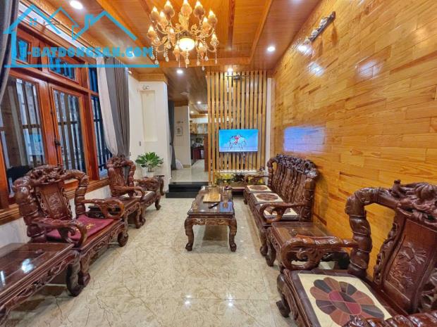GIẢM GIÁ BÁN GẤP NHÀ 2 MẶT TIỀN TRUNG TÂM ĐÀ LẠT ĐƯỜNG TRIỆU VIỆT VƯƠNG, P4