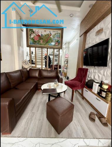 BÁN NHÀ ĐẸP – VỊ TRÍ VÀNG TẠI CỔ NHUẾ GẦN MẶT PHỐ– GIÁ CHỈ NHỈNH 5 TỶ CÓ NGAY 4 PN