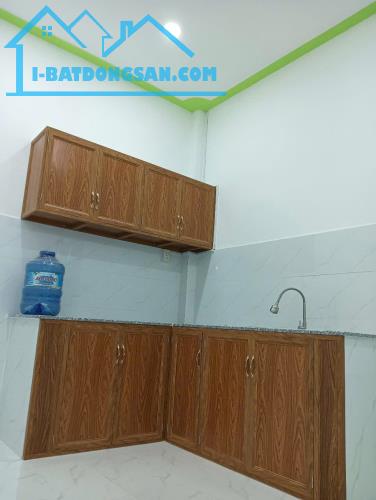 NHÀ SỔ HỒNG RIÊNG C4 70M2 HẺM Ô TÔ THÔNG ẤP 1 ĐÔNG THẠNH HÓC MÔN GIÁ 2TỶ 650 BỚT LỘC.   - - 5