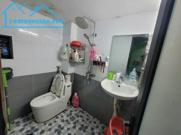 Nhà phố Yên Phúc HĐ 30mx 3T, ô tô đỗ cửa, kinh doanh nhộn nhịp giá 5 tỷ. - 3