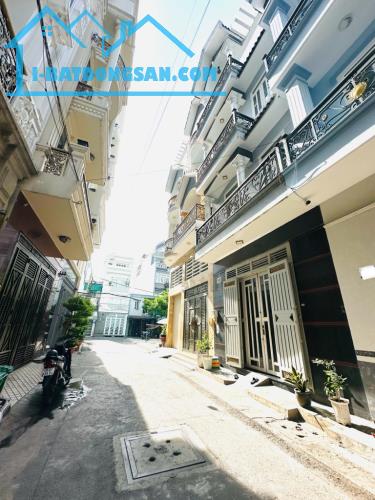 Khu phân lô, 4 tầng, 5 x 10, giá 5.X tỷ, hẻm ô tô