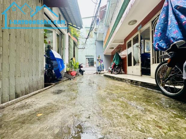 NHÀ 2 TẦNG 3 PN BTCT KIÊN CỐ - DT 62M2 - NGANG 4M - NỞ HẬU CHỮ L - P6 QUẬN 8 - CHỈ 4.2 TỶ - 5