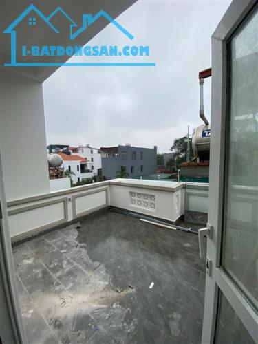 NHÀ 3 TẦNG MỚI XÂY THỤY HÀ BẮC HỒNG SẴN XÁCH VALY VỀ Ở-TIỆN ÍCH ĐẦY ĐỦ-Ô TÔ NGỦ TRONG NHÀ - 4