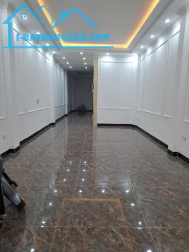 Bán nhà Chu Huy Mân -OTO TRÁNH – LÔ GÓC – THANG MÁY – KINH DOANH – 
65m² x 5 tầng -nhỉnh - 2