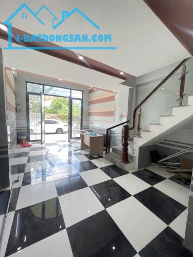 474💥Cho thuê nhà hẻm Trần Hưng Đạo, Ninh Kiều – Nhà đẹp, giá tốt, thuận tiện kinh doanh!