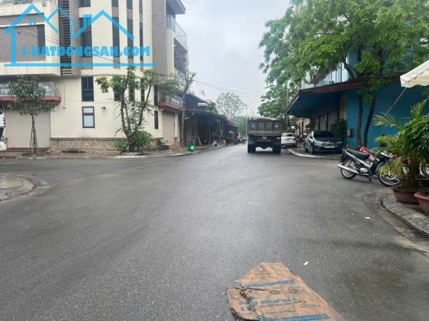 Đất nền tại Bảo Long New City, Hương Mạc, Từ Sơn, Bắc Ninh đang có giá 4,1 tỷ. Diện tích - 1