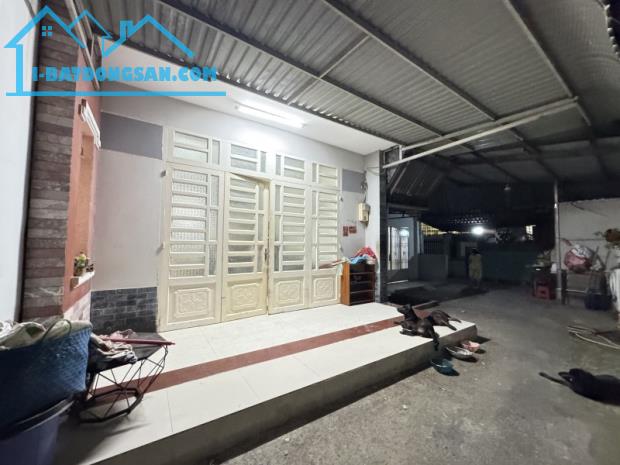 Bán nhà 2 tầng, 137m², 5PN, 5WC, Q.9, 7.95 tỷ, sổ hồng - 2