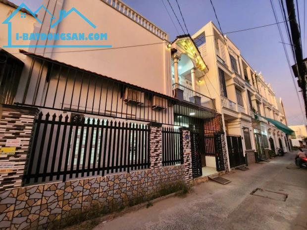 🌋Nhà 3 phòng ngủ gần BV Đa Khoa Trung Ương Cần Thơ
- GIÁ  : 6tr5/tháng - 1