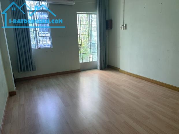 HXH THÔNG BÙI MINH TRỰC P5 QUẬN 8 - NHÀ 2 TẦNG 30M2 (3,4X8,7M) - VUÔNG VỨC - CHỈ 3.3 TỶ - 1