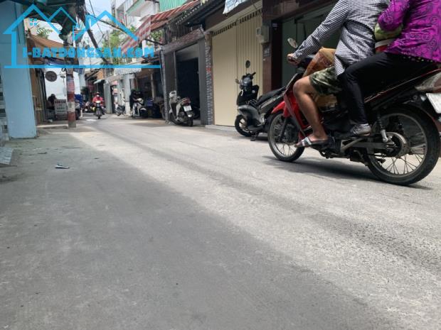 HXH THÔNG BÙI MINH TRỰC P5 QUẬN 8 - NHÀ 2 TẦNG 30M2 (3,4X8,7M) - VUÔNG VỨC - CHỈ 3.3 TỶ - 5