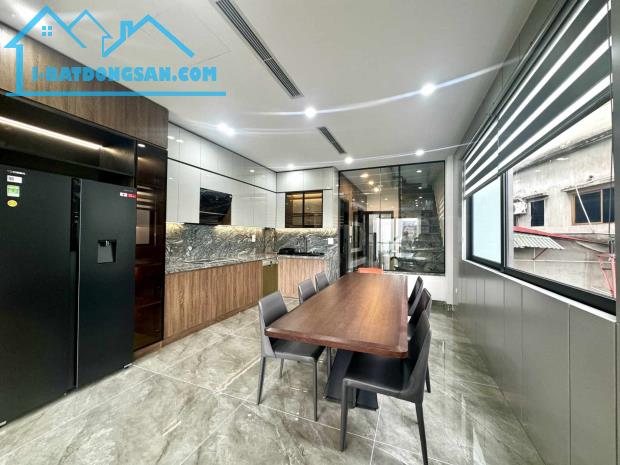 BÁN GẤP NHÀ PHÂN LÔ 60M2 -  TẦNG PHÚ DIỄN NGÕ Ô TÔ CON TRÁNH GẦN CHỢ 11,8 TỶ - 3