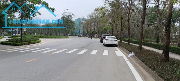 BIỆT THỰ KHU P- CIPUTRA-TÂY HỒ-VỈA HÈ-KD-Ô TÔ:150M X5T, MT 7M, GIÁ 54,8 TỶ.