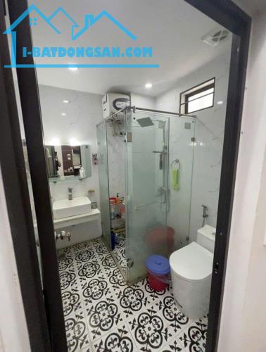 Bán nhà Hoàng Mai, 5T, MT 5,5m, 6,5 tỷ, Lh: 0984417892.