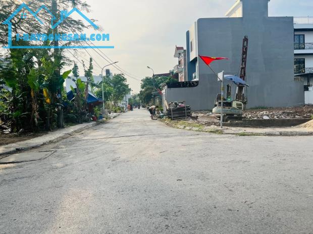 Đất chung cư Đầm Phường , An Đồng