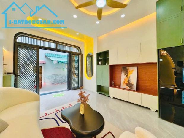 Kẹt tiền bán gấp nhà đường Võ Văn Tần, P.3, Quận 3 . Giá 2 tỷ 790. Còn Thương lượng. - 2