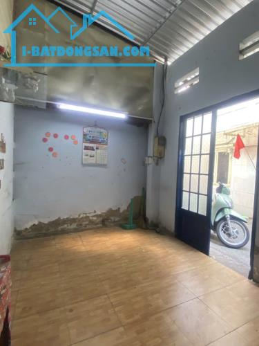 BÁN NHÀ GIÁ RẺ CẤP 4 BẾN VÂN ĐỒN Q4- NGANG 4.7m x 9m CHỈ 3.8 TỶ TL - 2