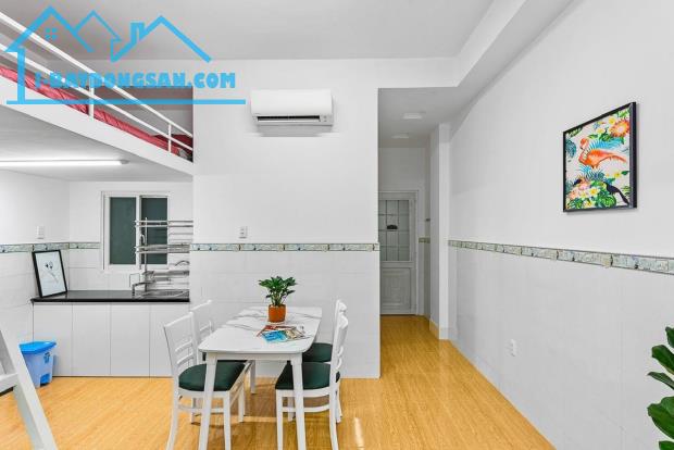 CHO THUÊ CĂN HỘ DỊCH VỤ 2PN - 2WC- 50M2 - PHAN VĂN HÂN P17