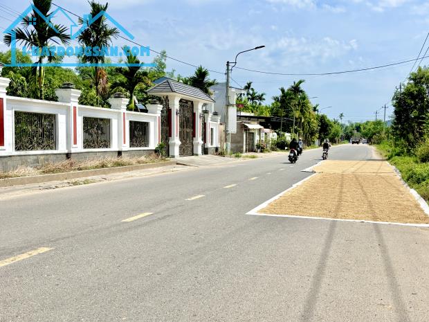 💥📍 SIÊU PHẨM MẶT TIỀN ĐƯỜNG NHỰA NHƯNG GIÁ 770 TRIỆU❌❌ - 2
