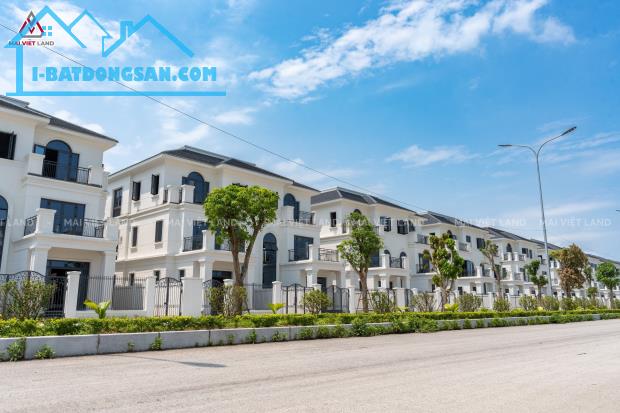 BÁN BIỆT THỰ 3 TẦNG VỊ TRÍ VÀNG NGAY KHU LIÊN CƠ THÀNH PHỐ CHỈ VỚI HƠN 10 TỶ - 1