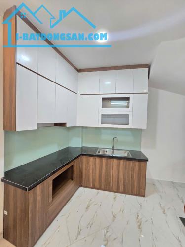 CHỦ ĐẦU TƯ CÓ TIẾNG - MỚI KOONG - GẦN PHỐ - Ô TÔ SÁT NHÀ - NGÕ ĐẸP - TIỆN ÍCH NGẬP TRÀN - 1