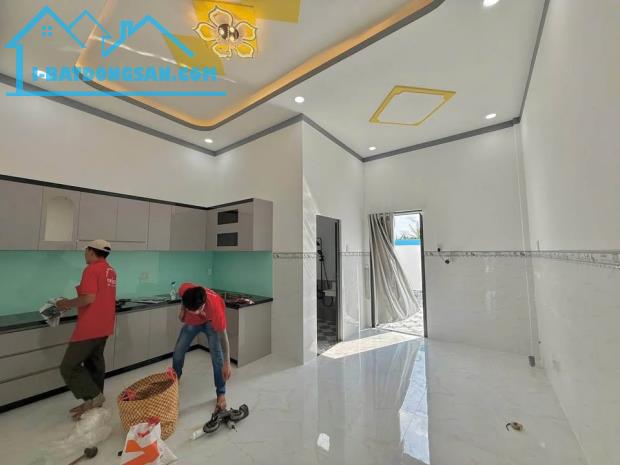 Nhà cấp 4 gần Bửu Long Tài chính 300 - 400tr mua được - 2