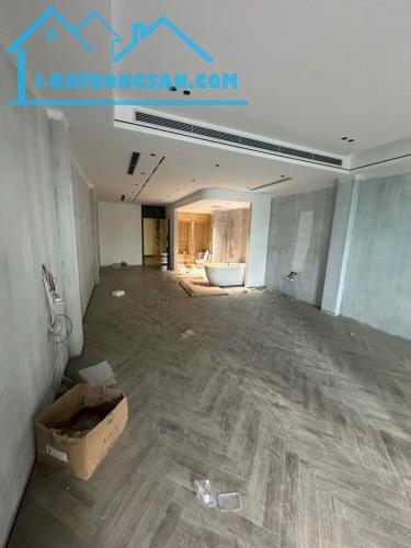 💜💜TUYỆT PHẨM NHÀ PHỐ NGUYỄN VĂN CỪ 101M2X7T MT 5M CHÀO 26.8 TỶ - GARA Ô TÔ 2-3 CHIẾC - F - 3