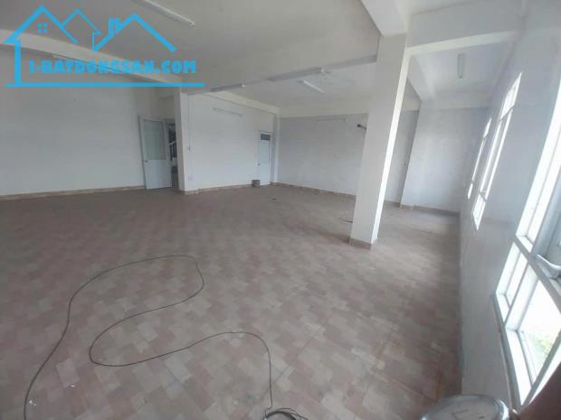 MẶT BẰNG 598m2 ngay bến xe trung tâm ĐÀ NẴNG, 3.5 tầng, ngang 9m, ĐƯỜNG 10M5 CHỈ - 4