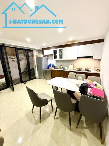 SIÊU PHẨM TÂY SƠN 31M CHỈ 9.7 TỶ- NHÀ ĐẸP Ở NGAY – Ô TÔ LÙI CỔNG - TẶNG FULL NỘI THẤT - 1