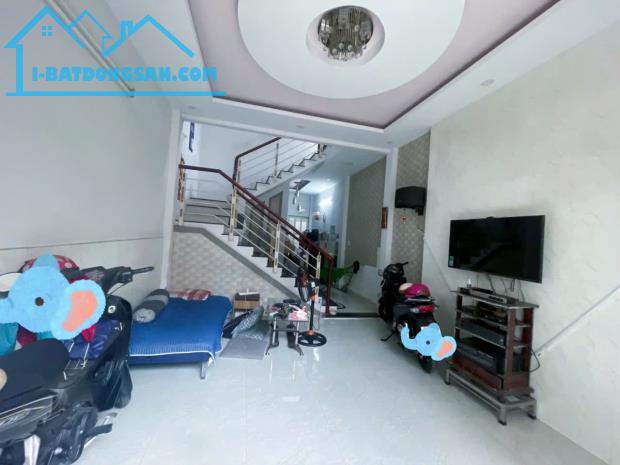 KHU NHÀ ĐỒNG BỘ ĐẸP, RẺ - DÂN TRÍ CAO - 48M2 - HẺM 4M - GÒ VẤP - GIÁ 4.3 tỷ - 2