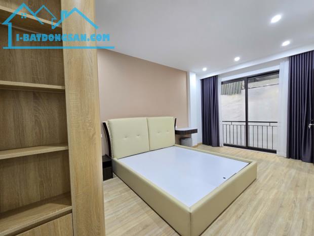 Bán nhà Ngọc Lâm, có thang máy, full nội thất, nhà mới xây, nhỉnh 9 tỷ - 3