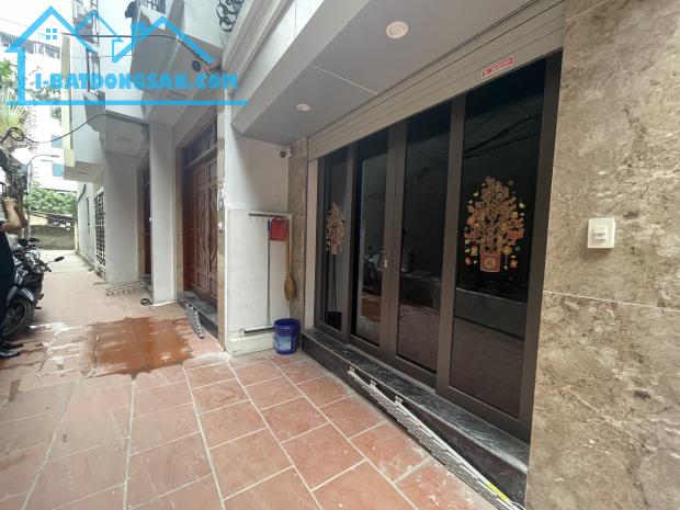 Bán nhà 5 tầng full nội thất ở Văn Trì - Bắc Từ Liêm với giá 5 tỷ