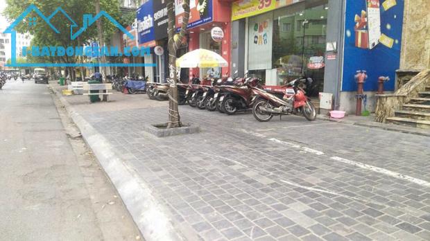 ❤️CHO THUÊ Nhà Mặt Phố Nguyễn Phong Sắc, DT 60m, 5 tầng, MT 4.5m, THÔNG SÀN, KD