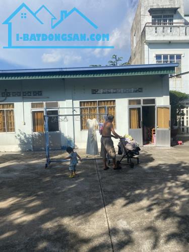 CHỦ NHÀ LỚN TUỔI CẦN BÁN TÀI SẢN CHỮA BỆNH CHO CHỒNG GẦN 1000 M2 THỔ CƯ 100% GẦN BV ĐỒNG
