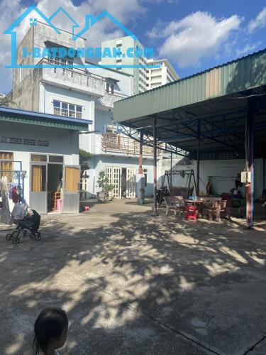CHỦ NHÀ LỚN TUỔI CẦN BÁN TÀI SẢN CHỮA BỆNH CHO CHỒNG GẦN 1000 M2 THỔ CƯ 100% GẦN BV ĐỒNG - 1