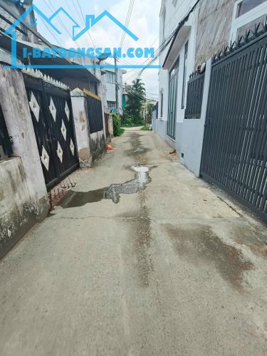 Nhà sổ riêng thổ cư giá rẻ 2.4 tỷ/65 m2/1 lầu 1 trệt, đường ô tô - 4