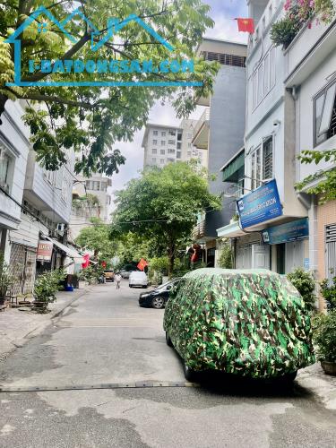 Cần Bán Gấp Nhà DÂN XÂY Việt Hưng 50m2-Mt 5m-hơn 7 tỷ-Ô TÔ-NGÕ THÔNG-FULL NỘI THẤT-SỔ VUÔN